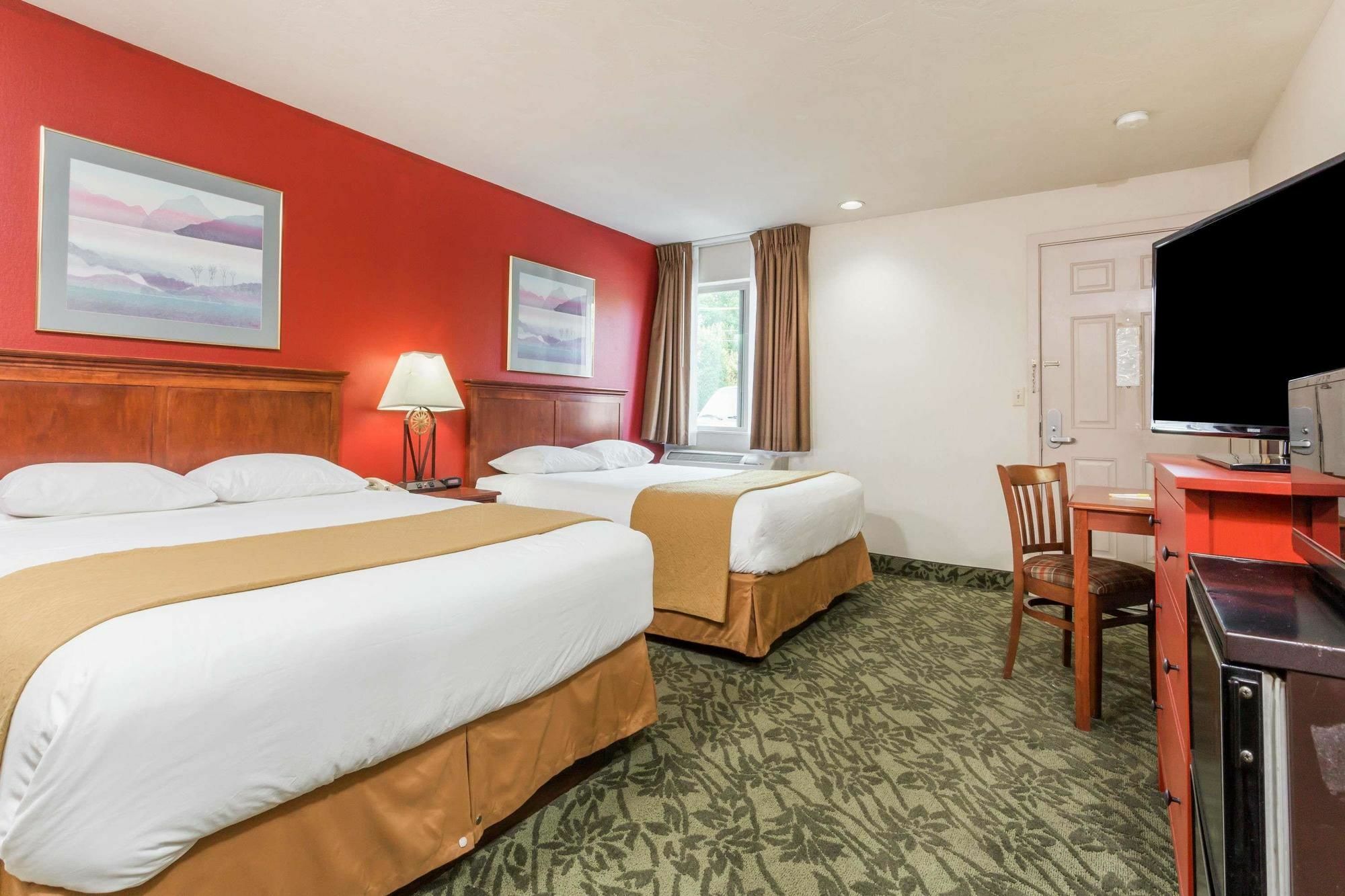 Days Inn By Wyndham Eugene Downtown/University Zewnętrze zdjęcie